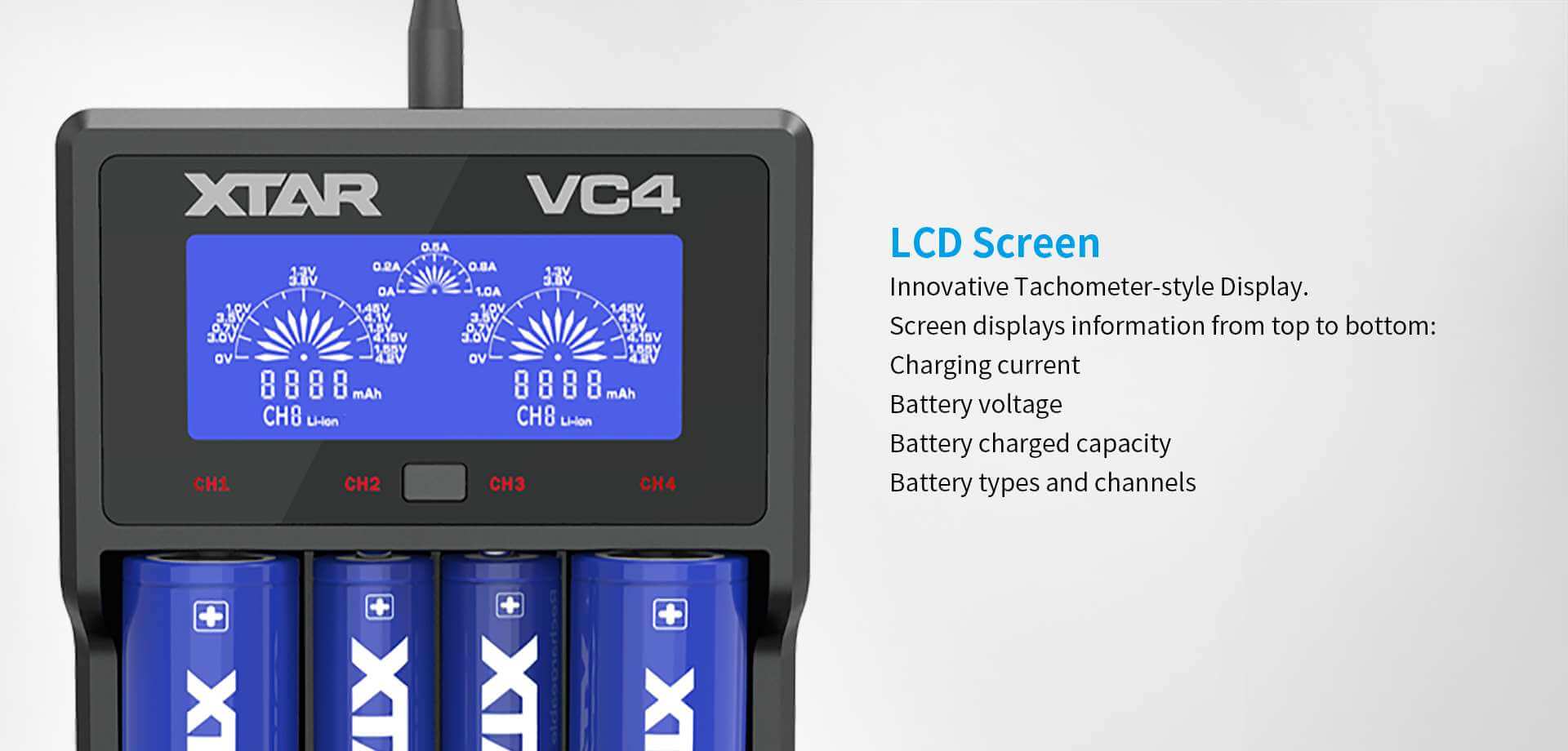 Contenido del kit XTAR VC4 con cargador, baterías AA, cable USB, funda y accesorios